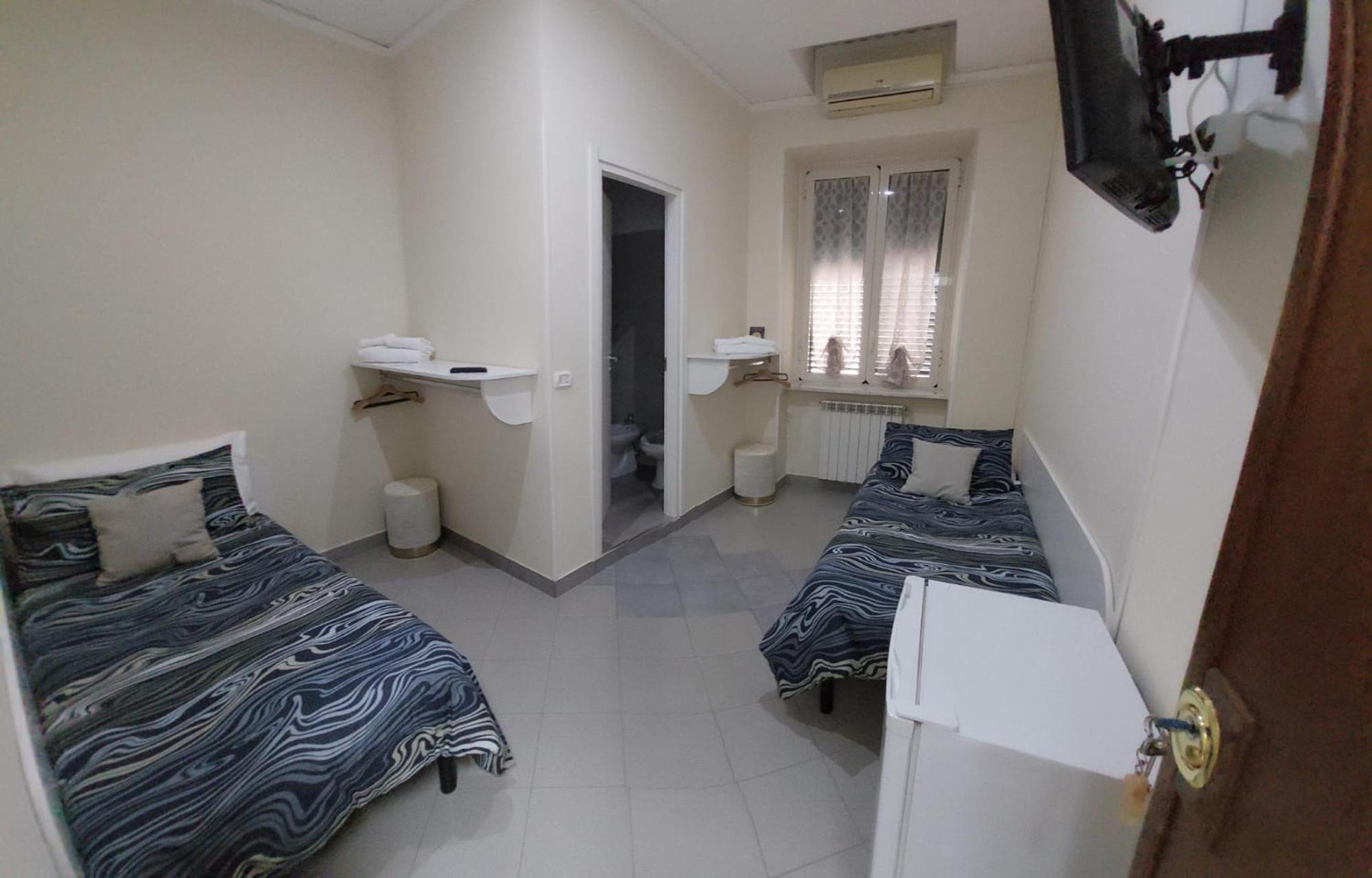 A Due Passi Da Dante Bed & Breakfast Napoli Exterior foto