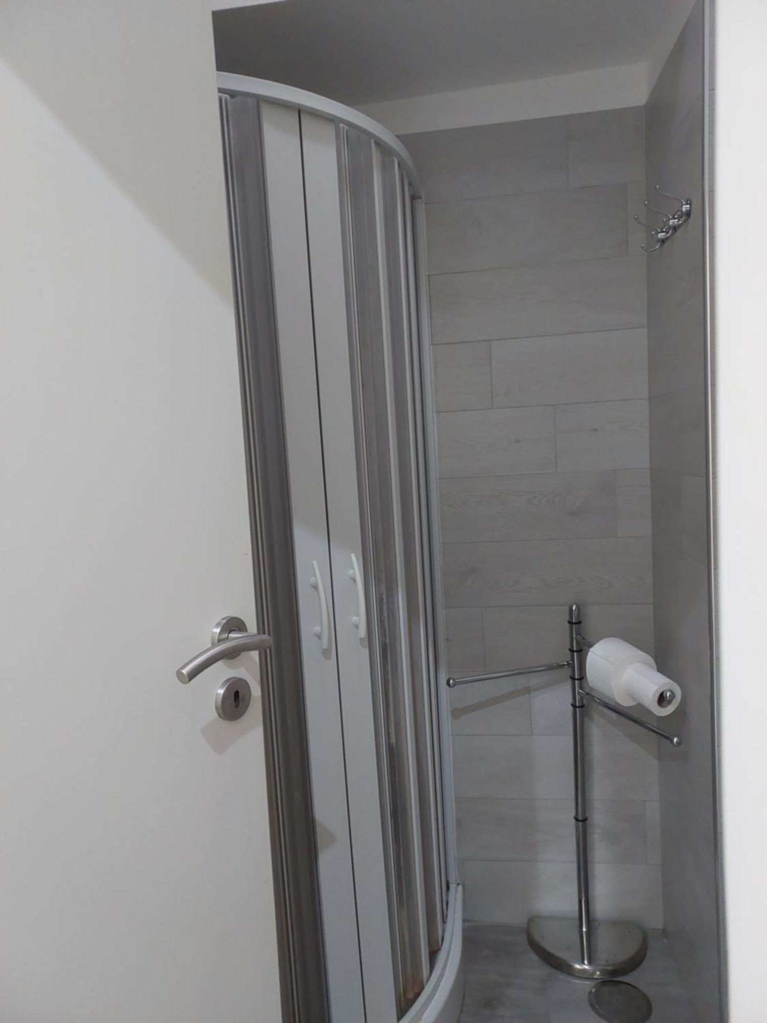 A Due Passi Da Dante Bed & Breakfast Napoli Cameră foto