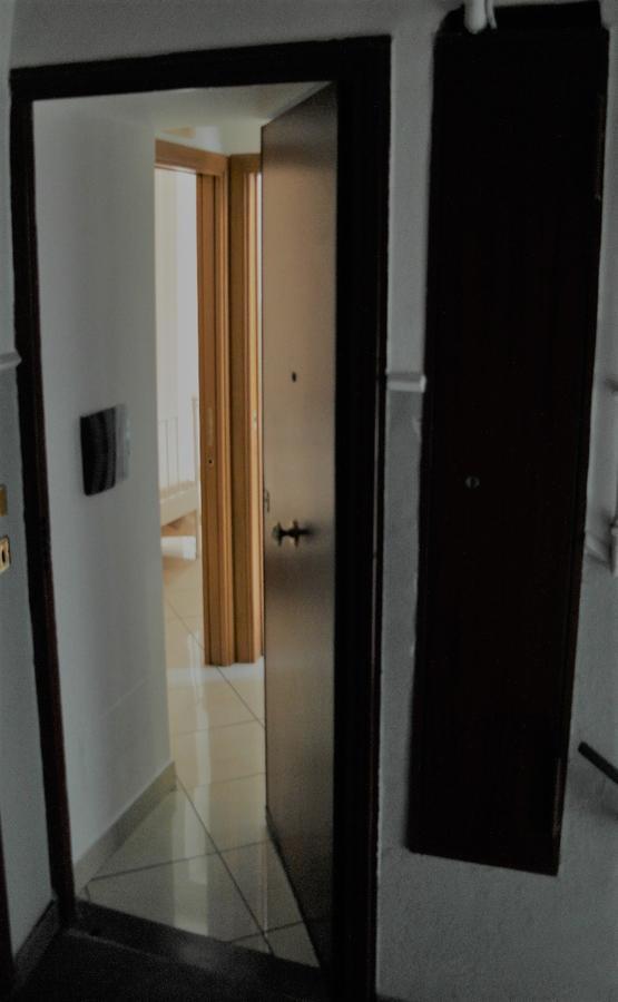 A Due Passi Da Dante Bed & Breakfast Napoli Exterior foto