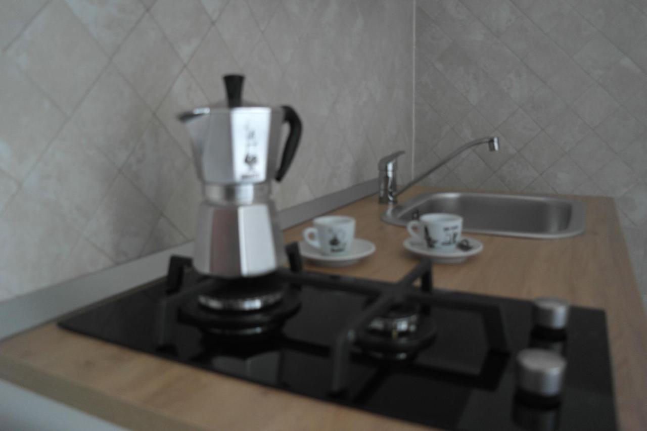 A Due Passi Da Dante Bed & Breakfast Napoli Exterior foto