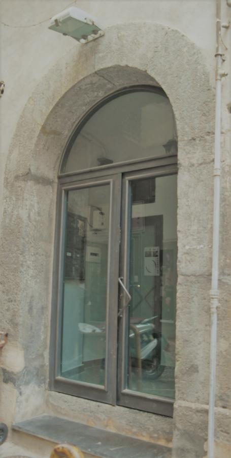 A Due Passi Da Dante Bed & Breakfast Napoli Exterior foto