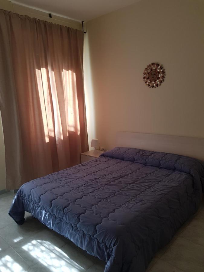 A Due Passi Da Dante Bed & Breakfast Napoli Exterior foto