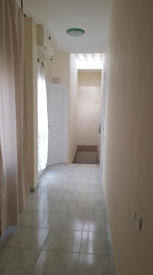 A Due Passi Da Dante Bed & Breakfast Napoli Exterior foto